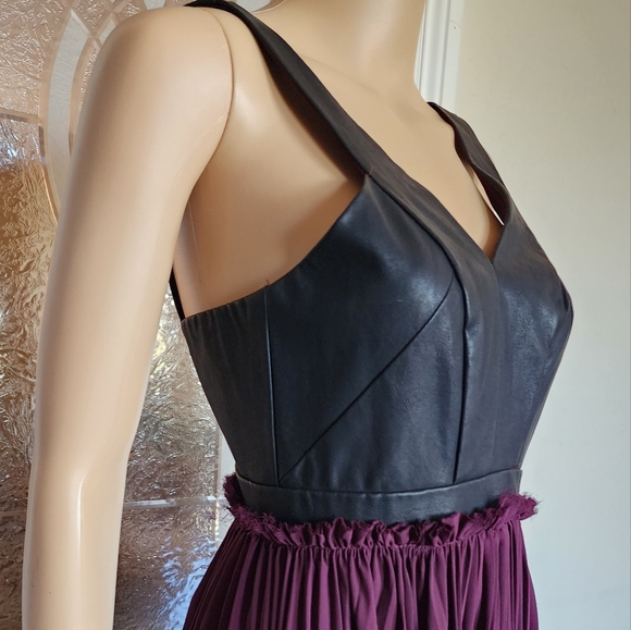 VICI LONG DRESS SZ Sm - Picture 6 of 13